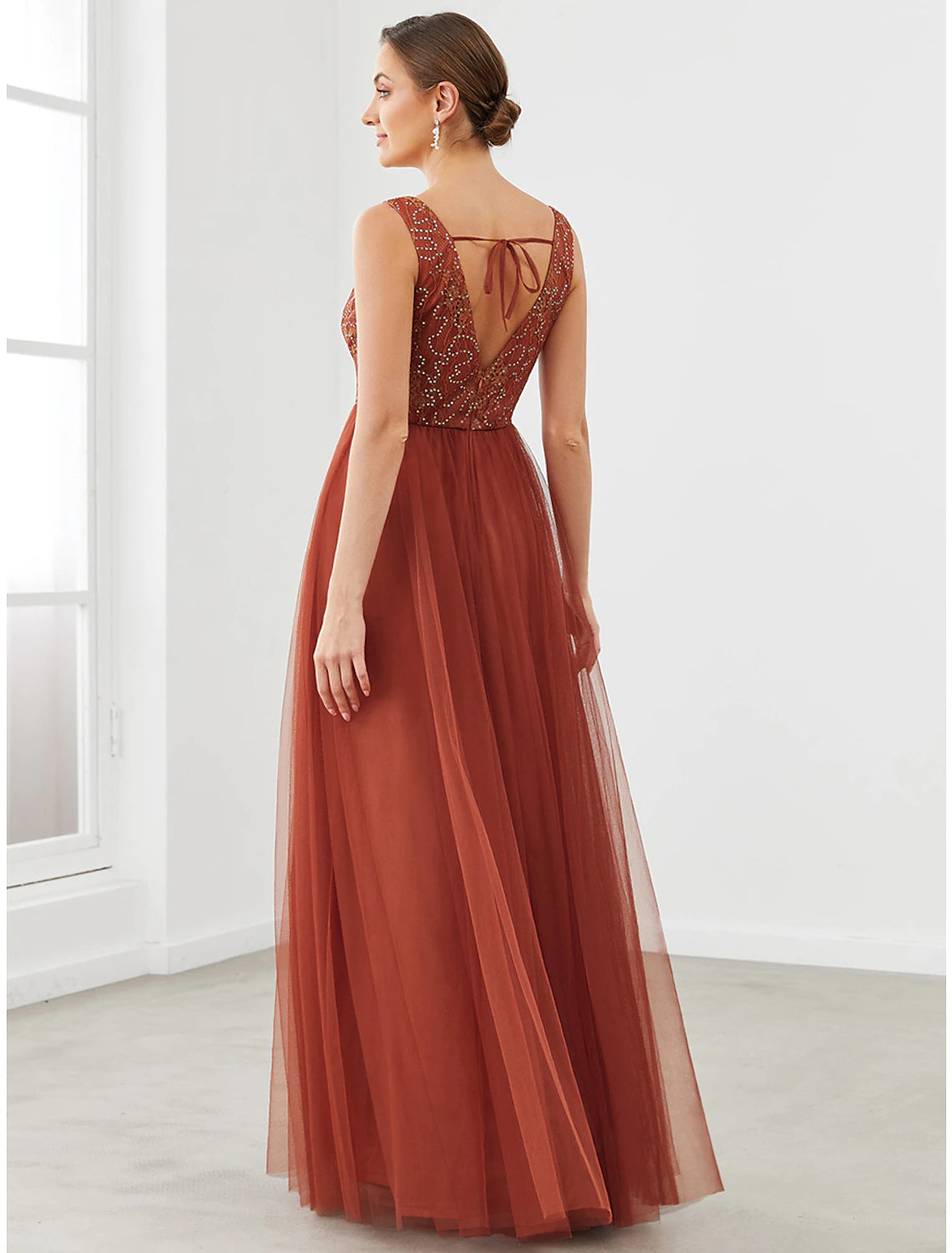 Wholesale  A-Line Prom Dresses Sparkle & Shine Dress Homecoming Wedding Guest Floor Length Sleeveless V Neck Tulle with Draping Splicing
